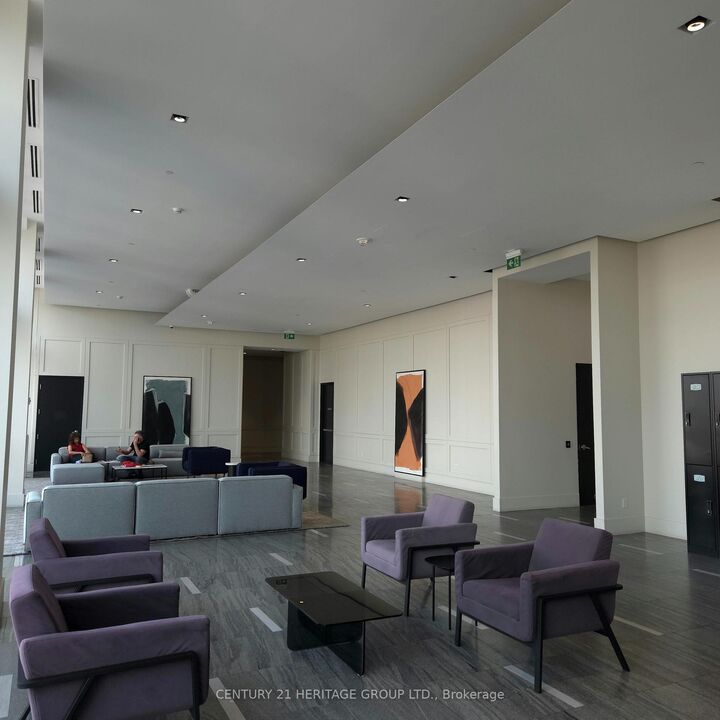 Property Photo:  488 University Avenue 3005  ON M5G 0C1 