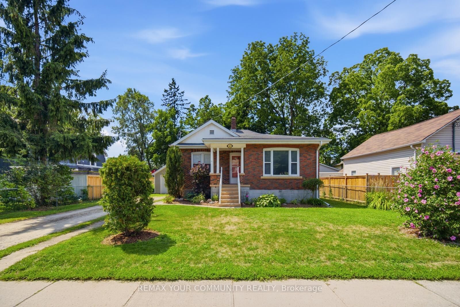 Property Photo: 60 Church Street S ON L9R 1G9
