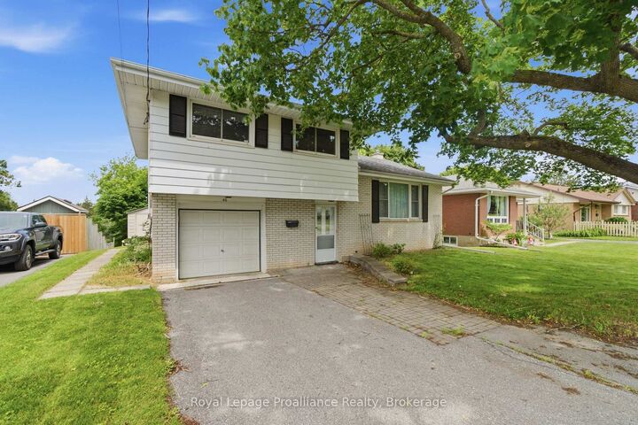 Property Photo: 46 Edgehill Road ON K8N 2L1