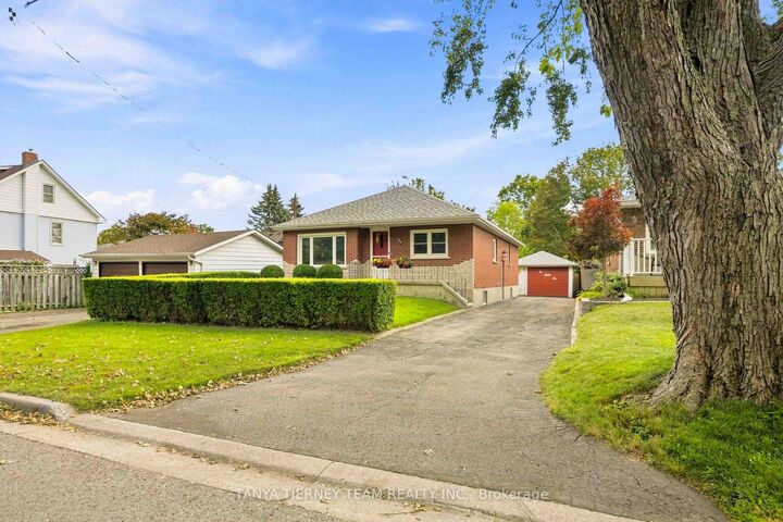 285 Muriel Avenue — photo 1