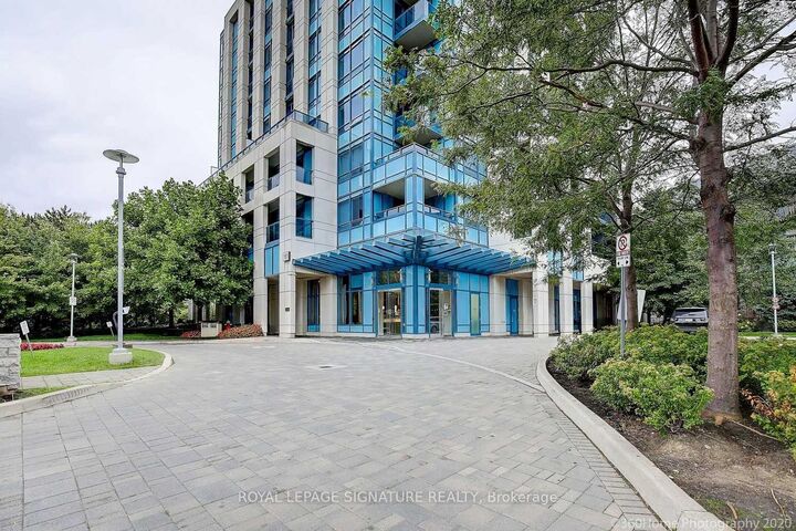 Property Photo: 181 Wynford Drive 510 ON M3C 0C6