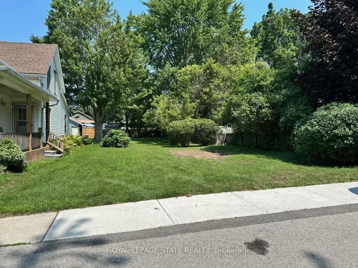 Property Photo:  Vl North Cayuga Street W  ON N1A 1P4 