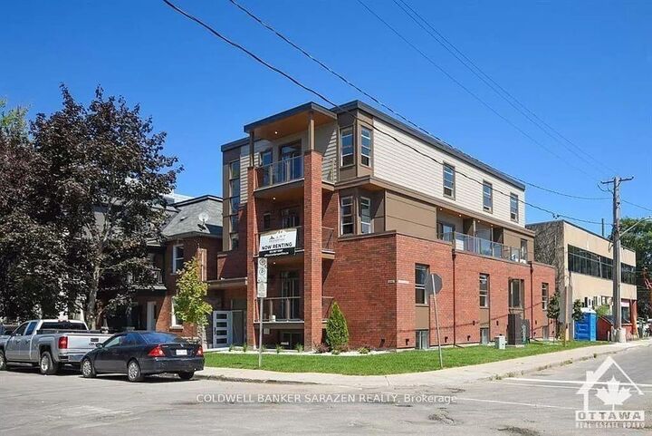 Property Photo:  15 Monk Street 5  ON K1S 3Y5 