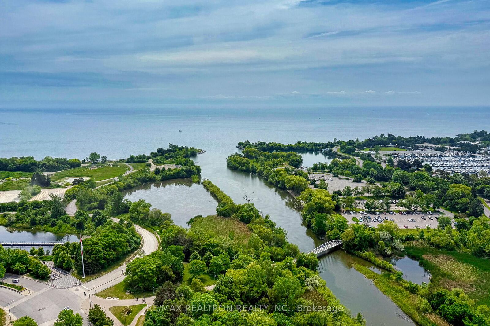 Property Photo: 2200 Lake Shore Boulevard W 3509 ON M8V 1A4