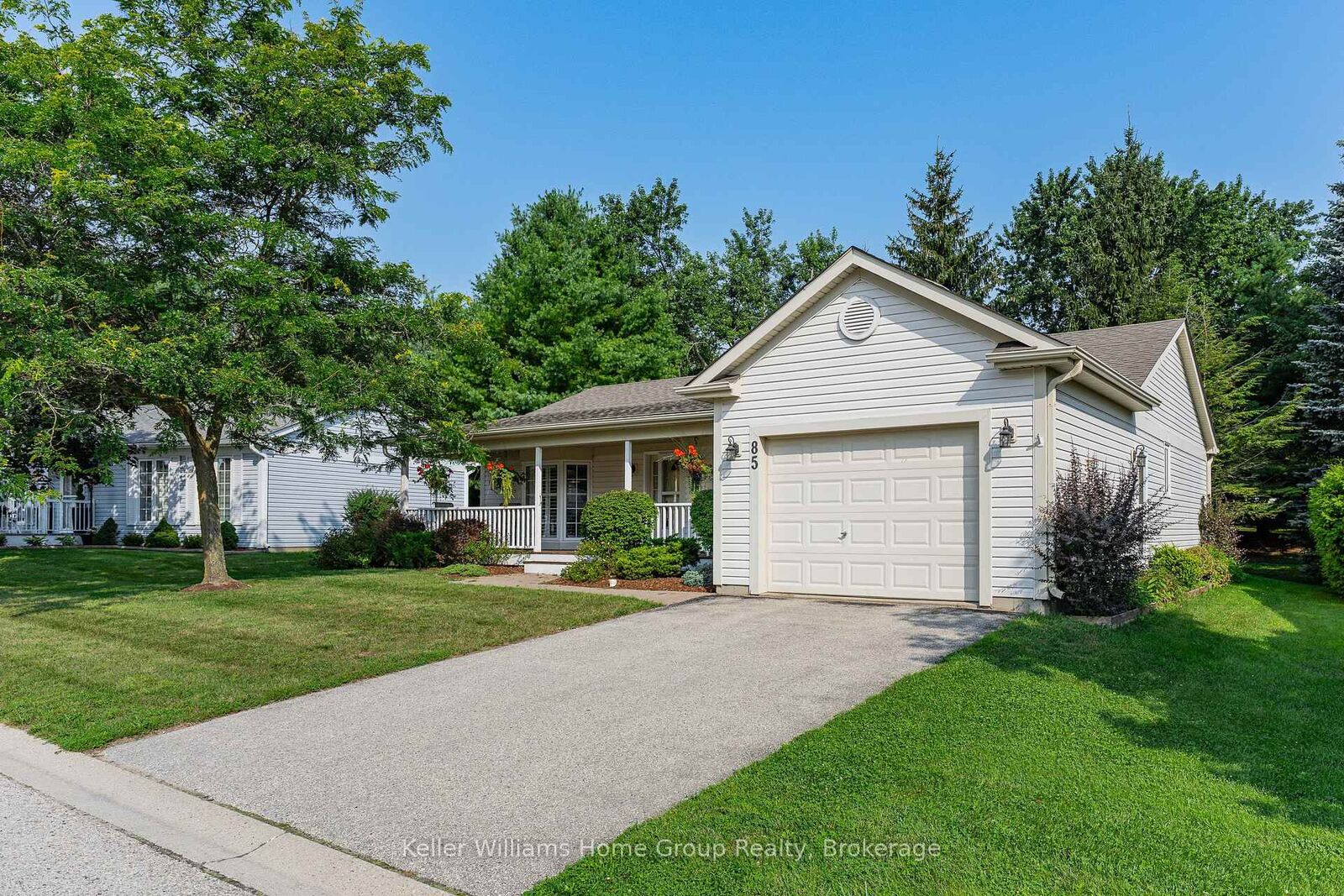 Property Photo: 85 White Bark Way ON N0B 1J0