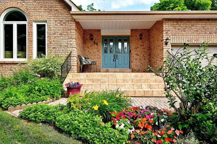 Property Photo:  34 Captain Armstrong Lane  ON L3P 3C9 