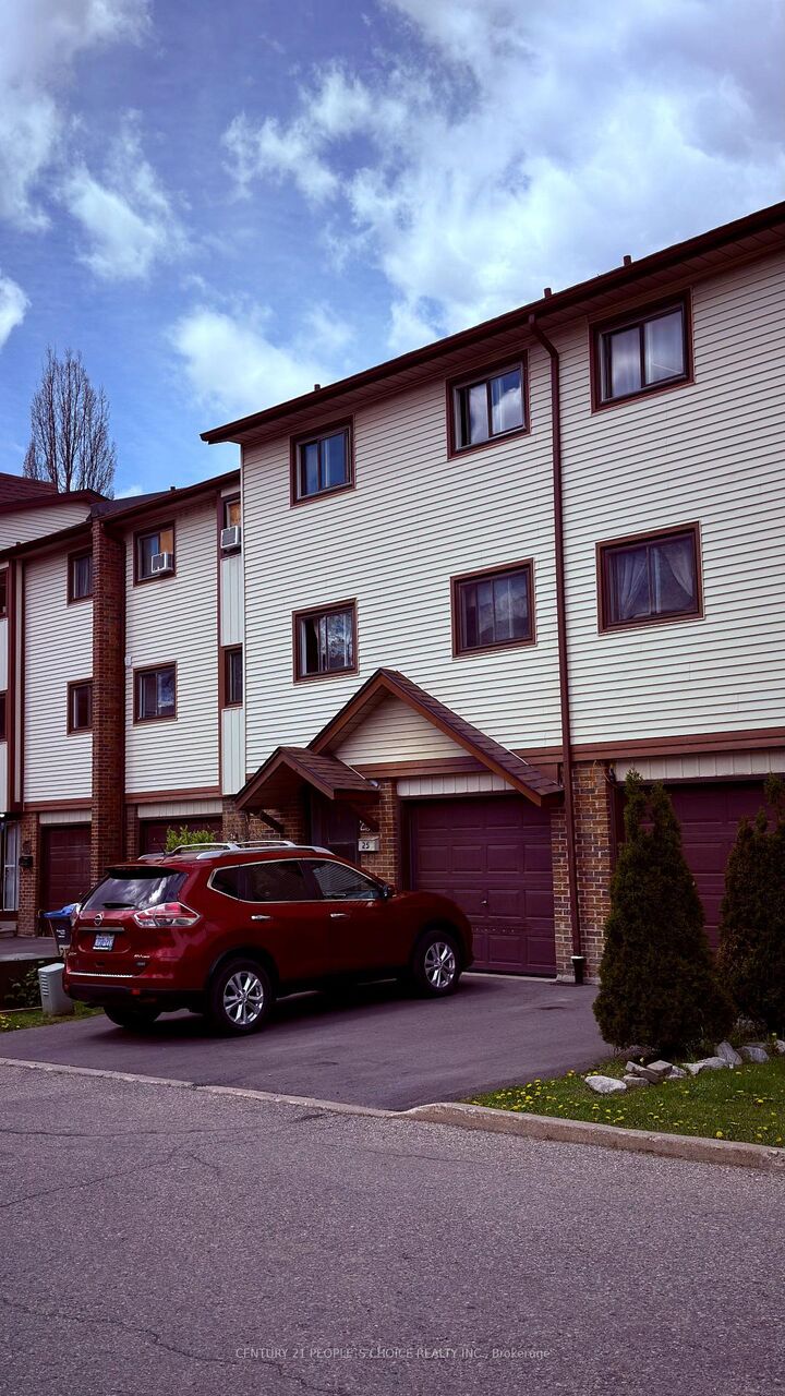 25 McCallum Court — photo 1