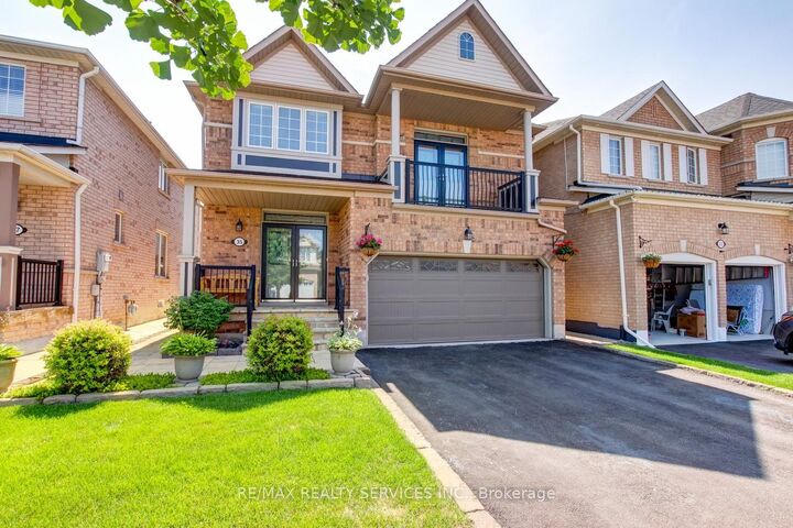 35 Hardgate Crescent — photo 1