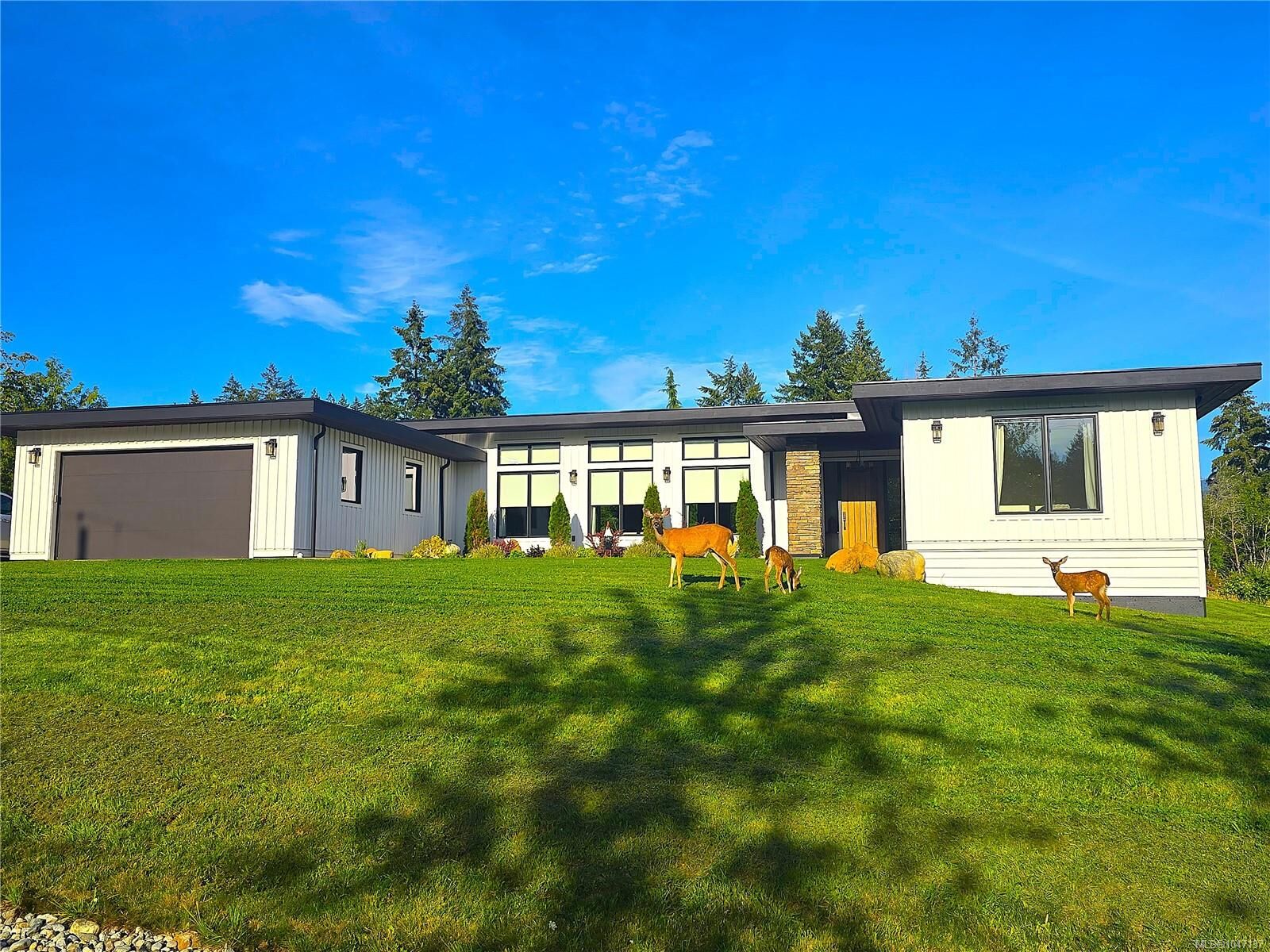 Property Photo: 6153 Tebo St BC V9Y 8S7
