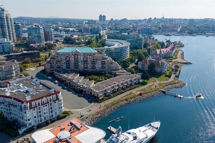 Property Photo: 75 Songhees Rd #106 BC V9A 7M5