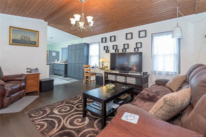 Property Photo: 1736 Timberlands Rd #112 BC V9G 1K3