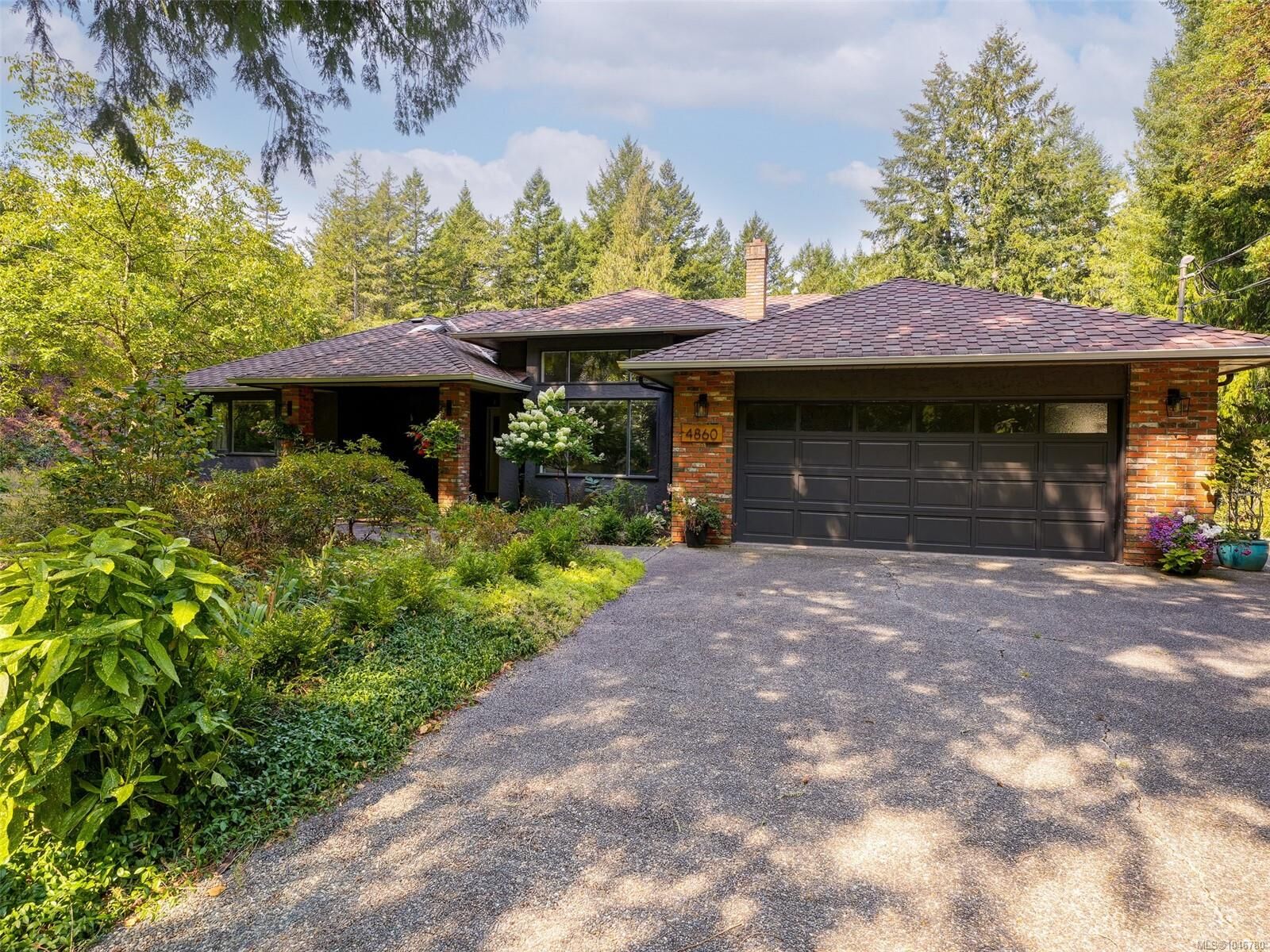 Property Photo: 4860 Excelsior Rd BC V9E 2E5