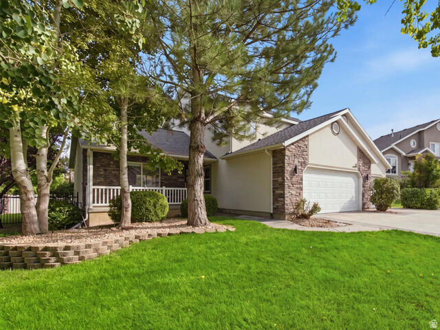 Property Photo: 91 E Horseshoe Rd UT 84045
