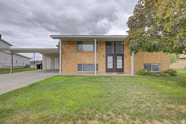 Property Photo: 626 S 400 E A-B UT 84651