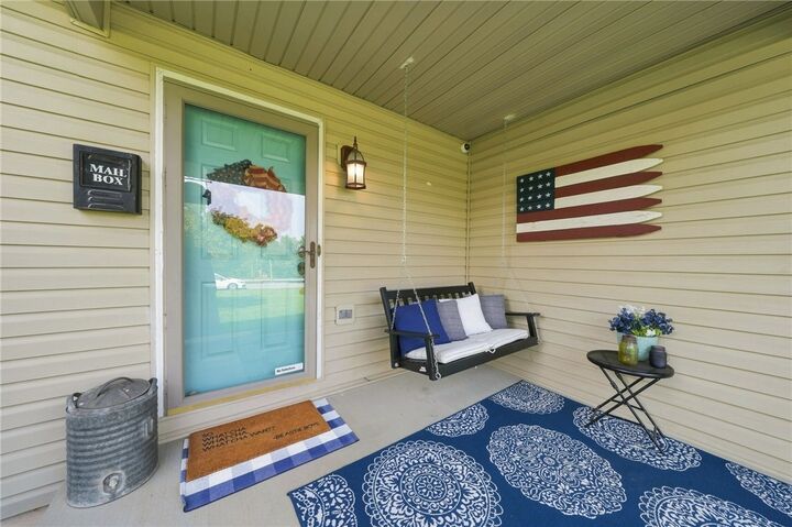 Property Photo: 397 Lincoln Ave PA 16046