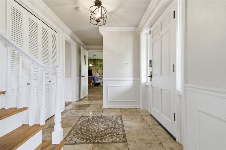 Property Photo:  116 Hawthorne Dr  PA 15235 