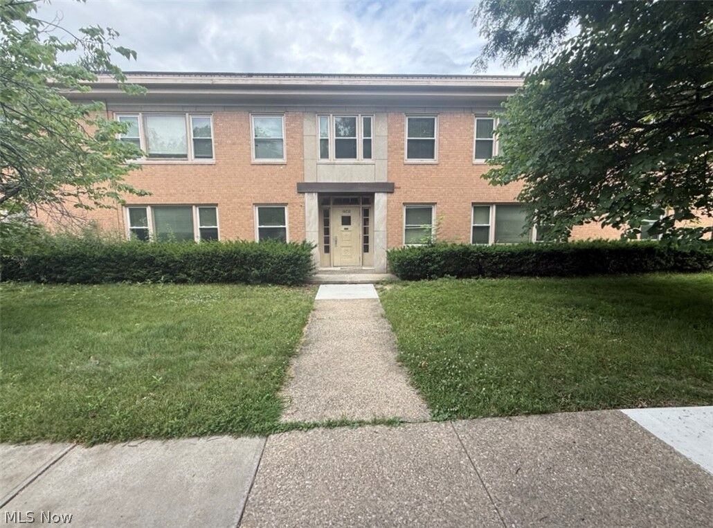 Property Photo:  2545 Kenilworth Street 11  OH 44106 