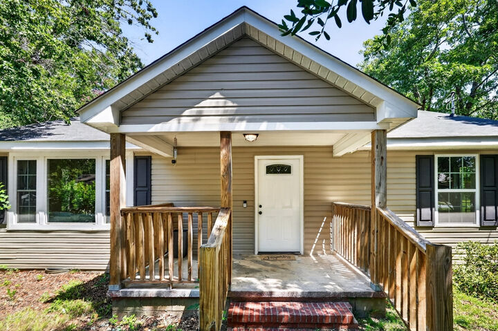 Property Photo:  224 Columbia Avenue NW  SC 29801 
