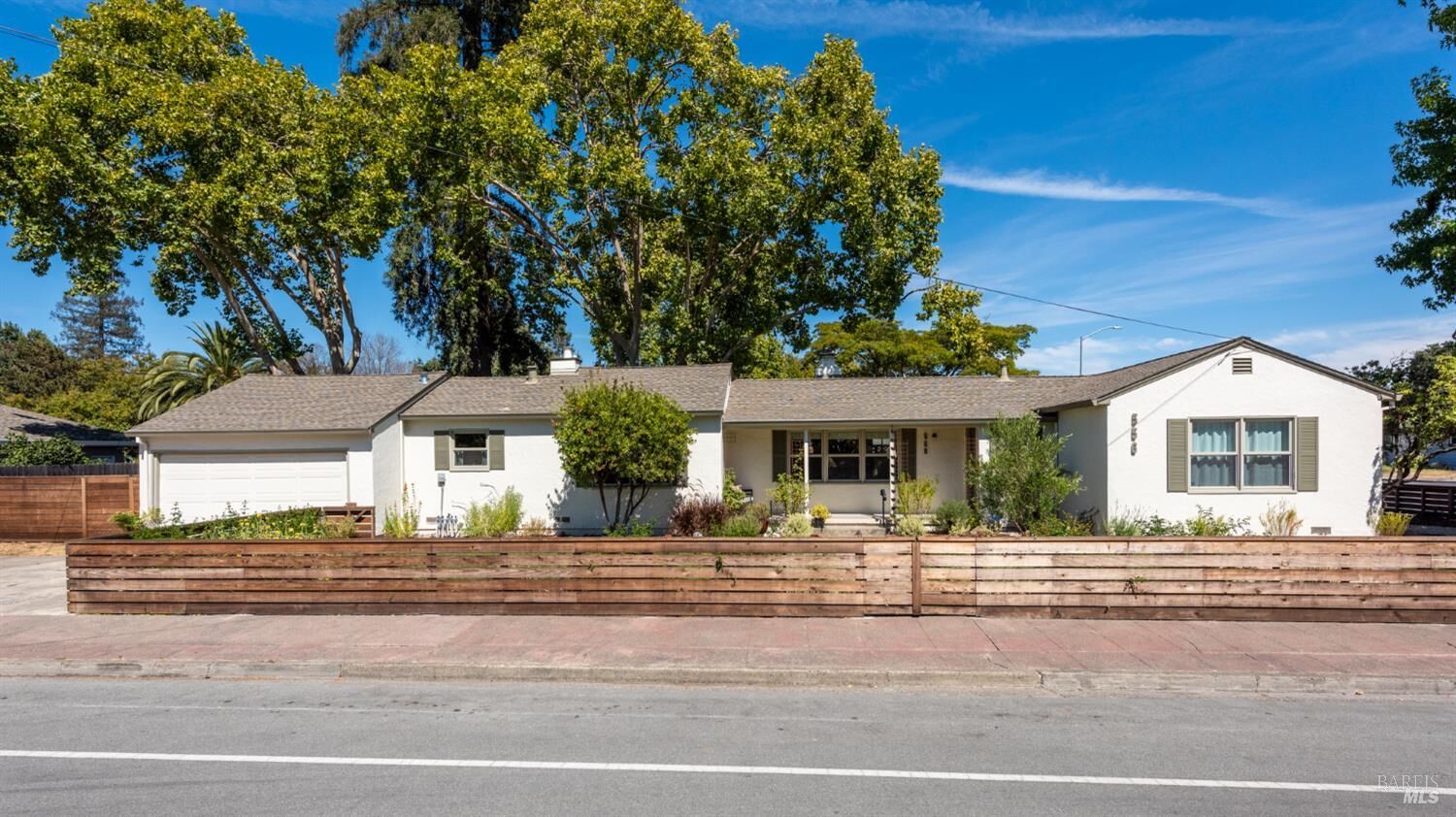 Property Photo:  556 Alderbrook Drive  CA 95405 