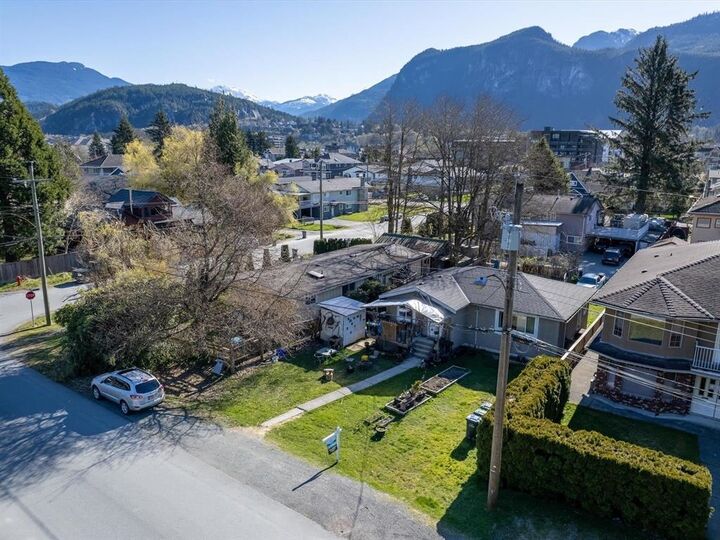 Property Photo: 37986 Sixth Avenue BC V8B 0A4