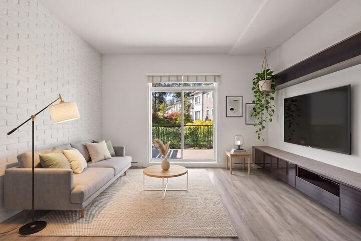 15340 Guildford Drive 55 — photo 1