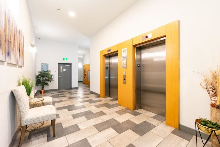 6283 Kingsway Ph27 — photo 1