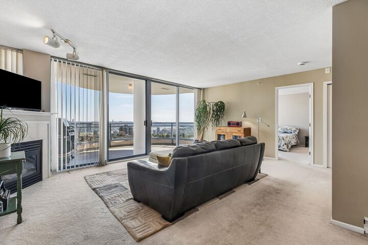 Property Photo:  739 Princess Street 1604  BC V3M 6V6 