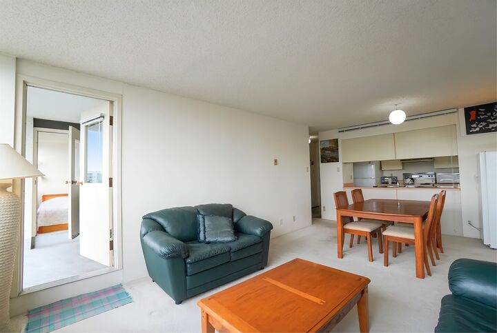 Property Photo: 9521 Cardstone 1507 BC V3N 4R8