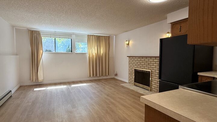 Property Photo:  879 W 62 Avenue Bsmt  BC V6P 2E3 