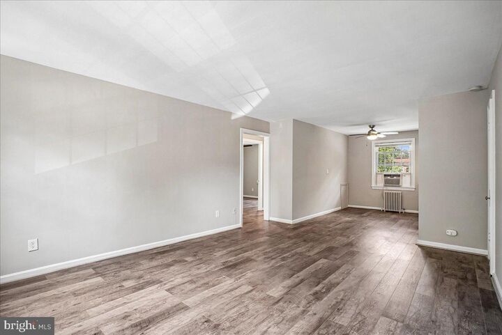 Property Photo:  5102 Columbia Pike 3  VA 22204 