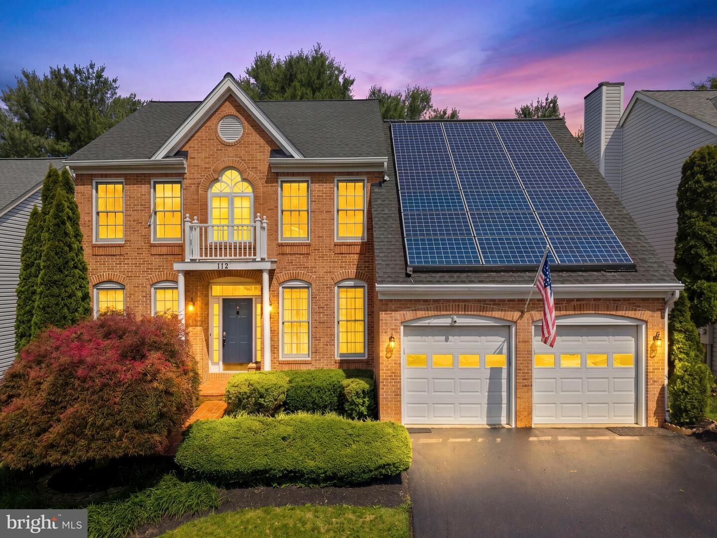 Property Photo:  112 Canfield Hill Drive  MD 20878 
