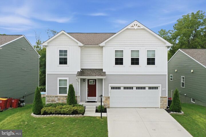 Property Photo:  114 Belmont Place  WV 25419 