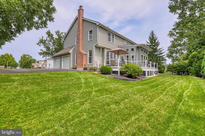 Property Photo:  451 Knollbrook Drive  PA 19047 