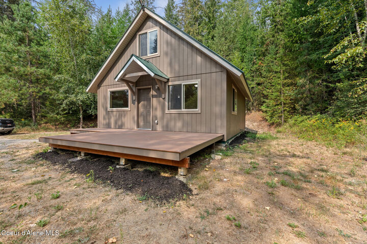 Property Photo:  185 Carr Creek Rd  ID 83864 