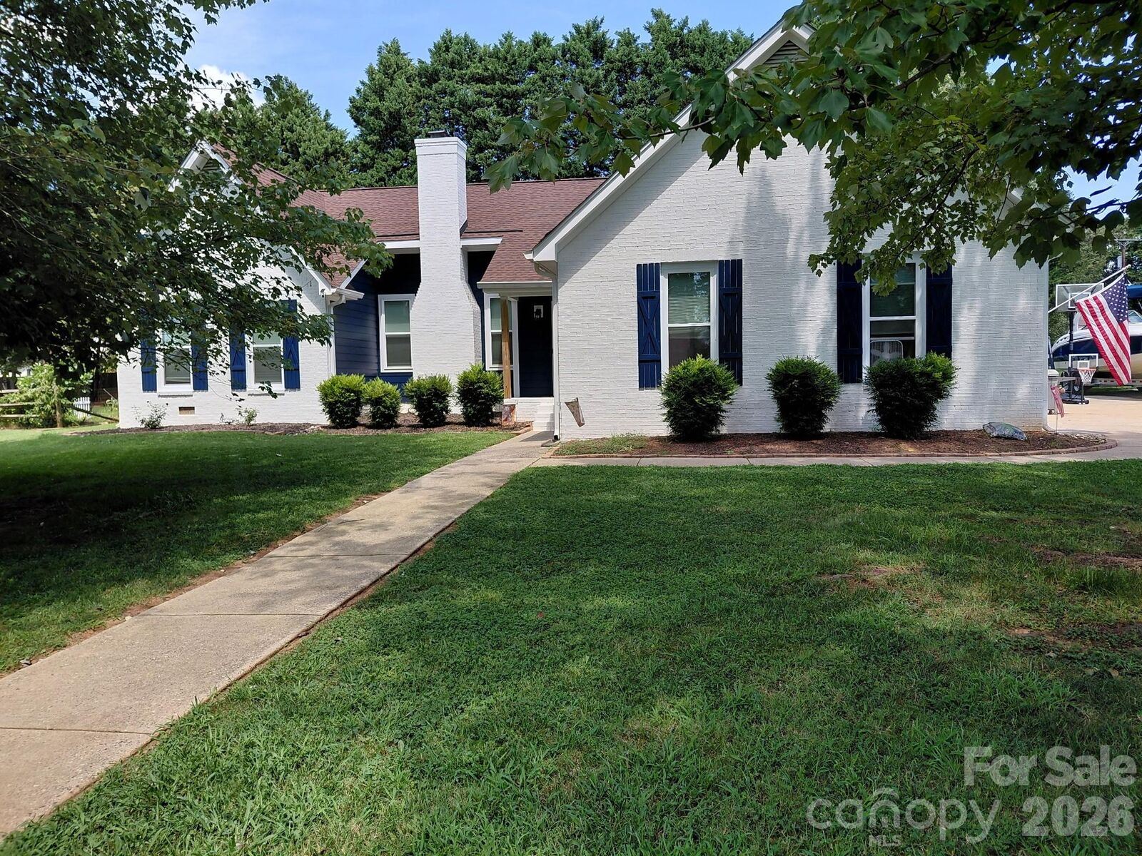 Property Photo:  106 Webbed Foot Road  NC 28117 
