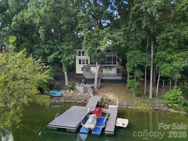 Property Photo: 27059 Catamaran Road 59 SC 29708