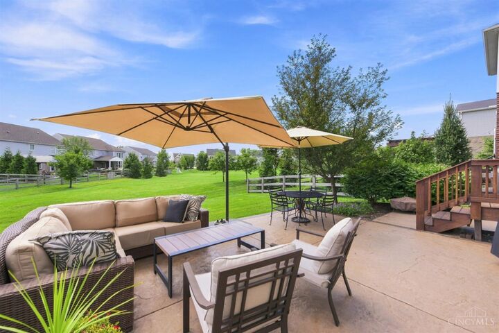Property Photo:  9328 Gardenside Lane  OH 45140 