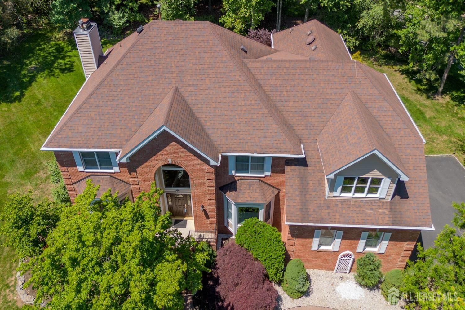 Property Photo: 40 Newland Court NJ 08807