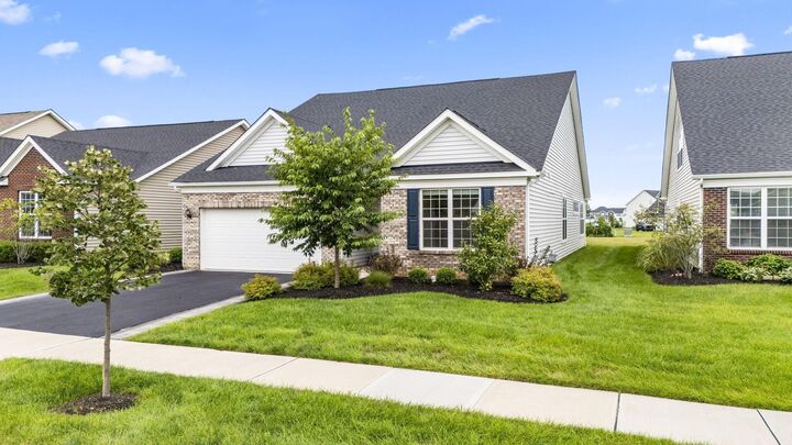 Property Photo:  251 Solstice Road  OH 43015 