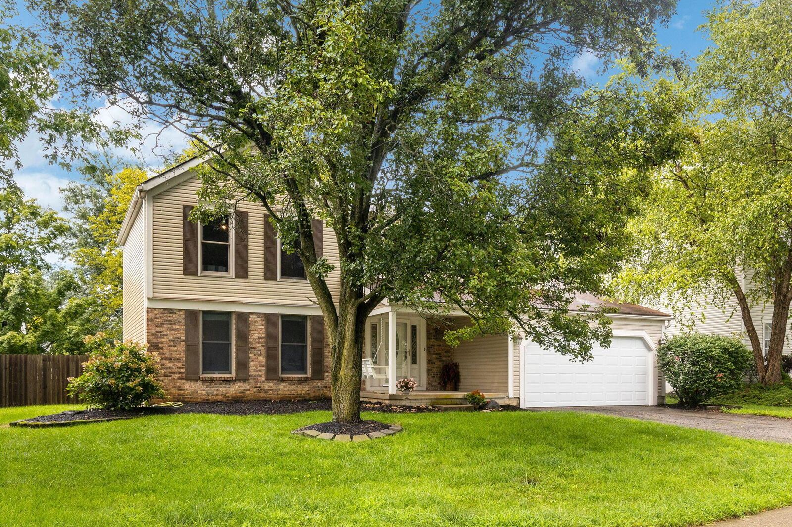 Property Photo:  342 Green Meadows W Drive  OH 43065 