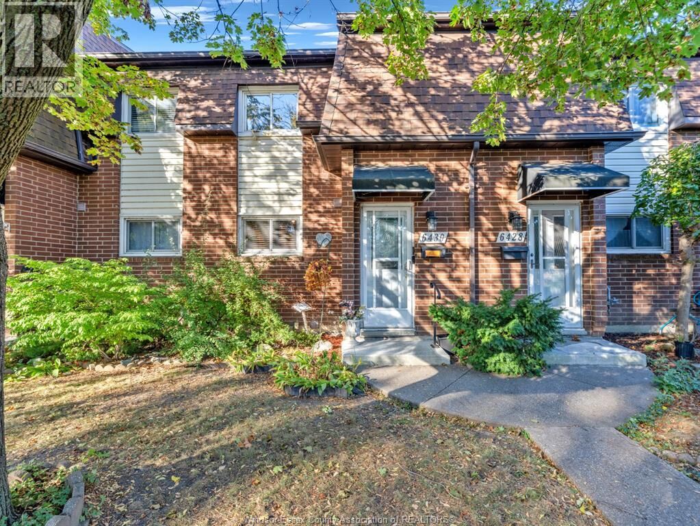 Property Photo:  6430 Thornberry  ON N8T 2W9 