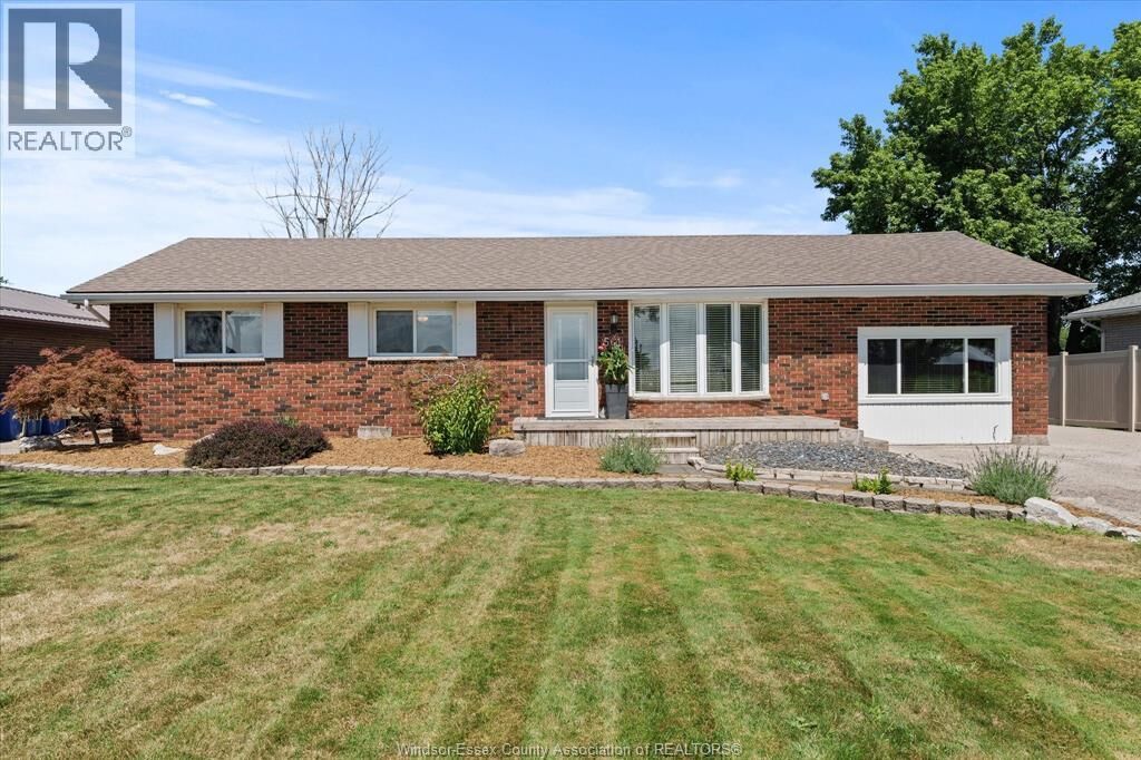 Property Photo: 561 County Rd 2 ON N8L 1J9
