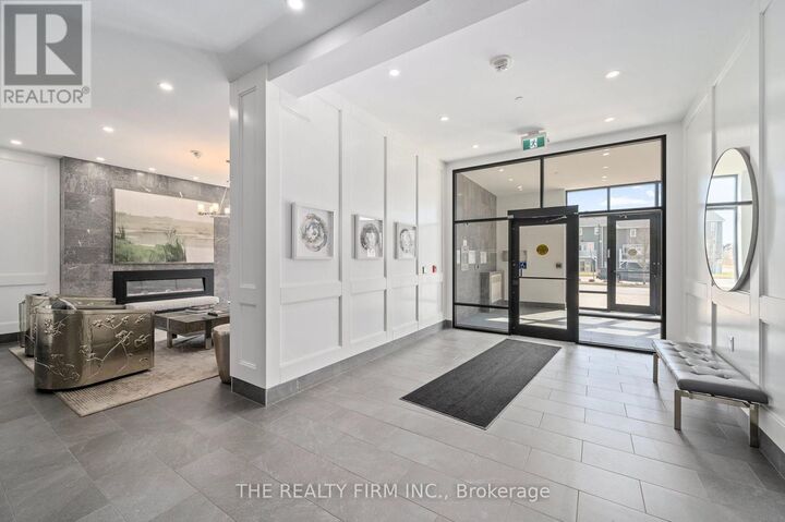 Property Photo: 260 Villagewalk Boulevard 701 ON N6G 0W6