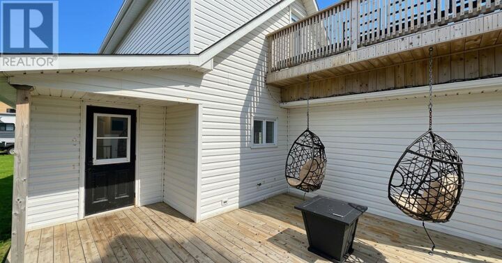 Property Photo:  72 Main Street  NL A0G 4M0 