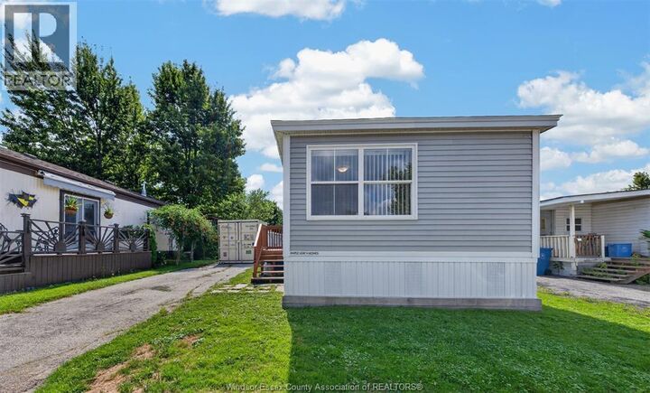 Property Photo:  122 Steven Court  ON N8M 1Z9 