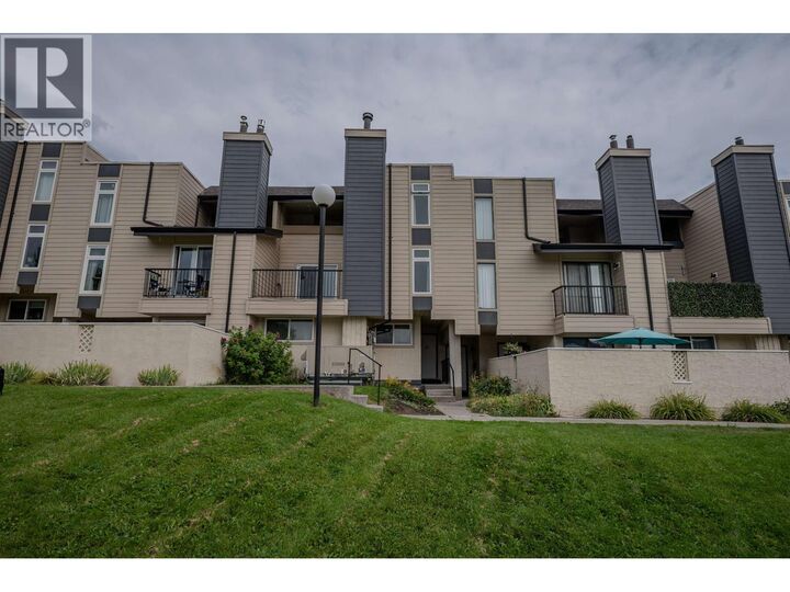 Property Photo: 800 2nd Avenue 49 BC V2G 4C4