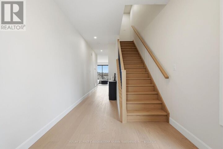 Property Photo:  2302 Darwin Crescent  ON N6P 0J6 