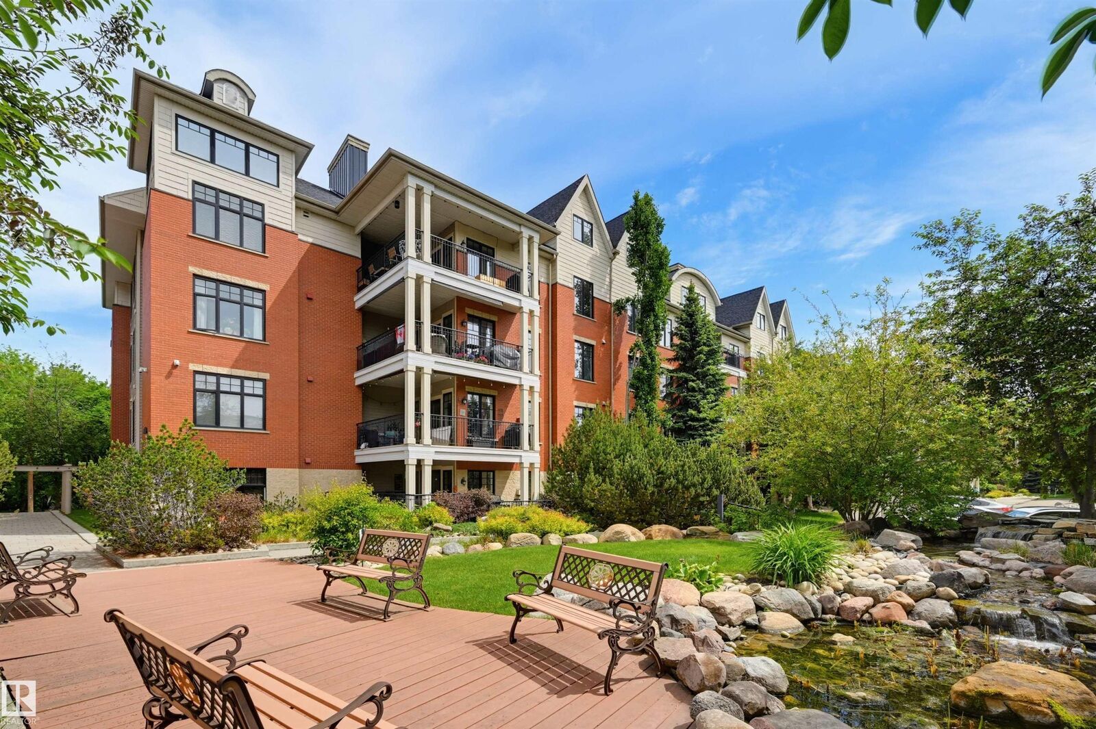 Property Photo: 9819 96A Street NW 301 AB T6A 4A2