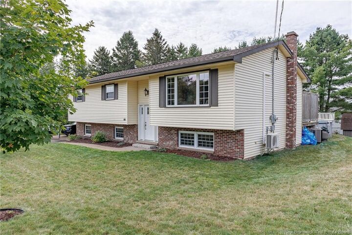 Property Photo:  66 Viola Avenue  NB E5N 5M3 