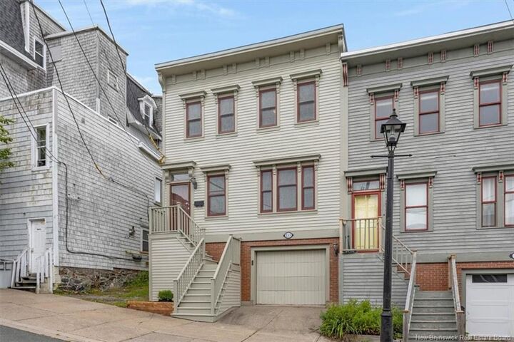 135 Orange Street — photo 1
